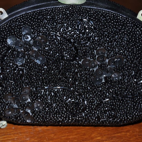 Inge Christopher Floral Seed Bead Evening Purse Black & Silver Clasp Closure - Picture 8 of 8